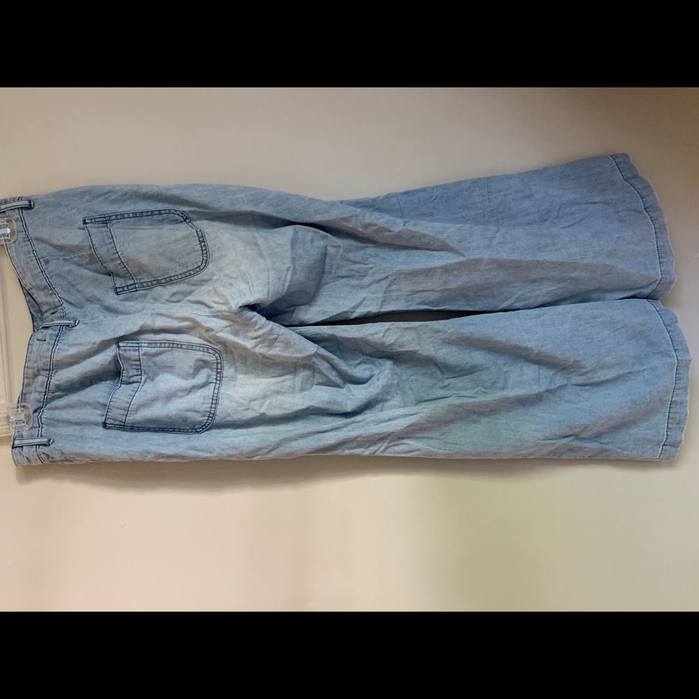 Free People flare loose jeans!